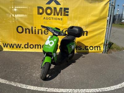 Overzichtsfoto van Super SOCO CUx Elektrische scooter